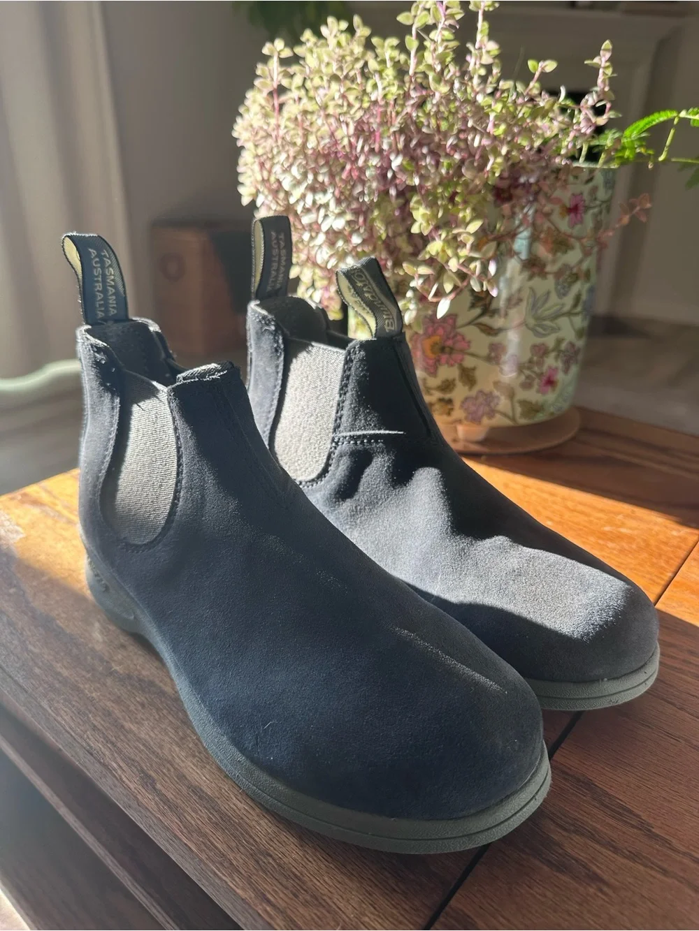Blundstone Chelsea Boots in Navy